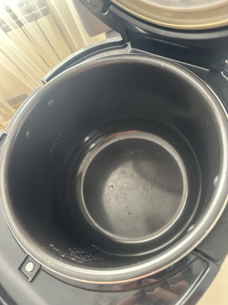 Мультиварка Philips HD4749/03