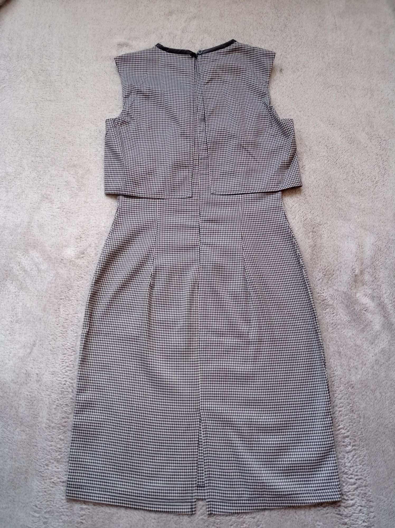 Міді сукня (плаття)з коротким рукавом