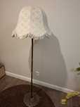 Stylową lampa z abażurem