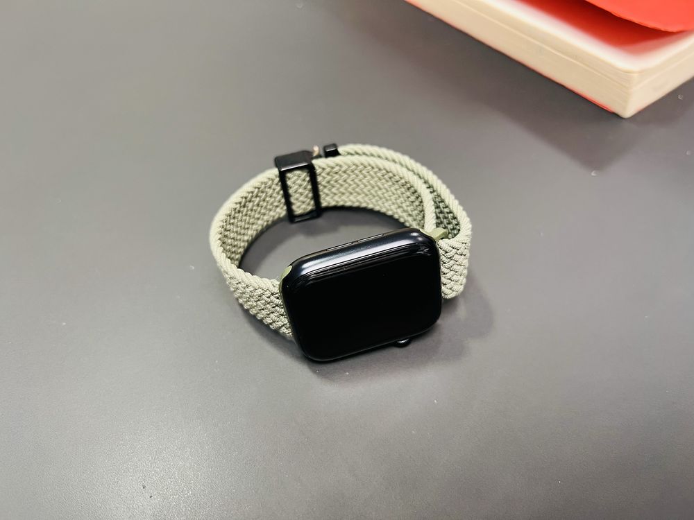 Apple Watch SE 2024