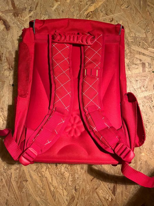 Plecak Ferrari, czerwony, Close to limit; 40 x 30 cm