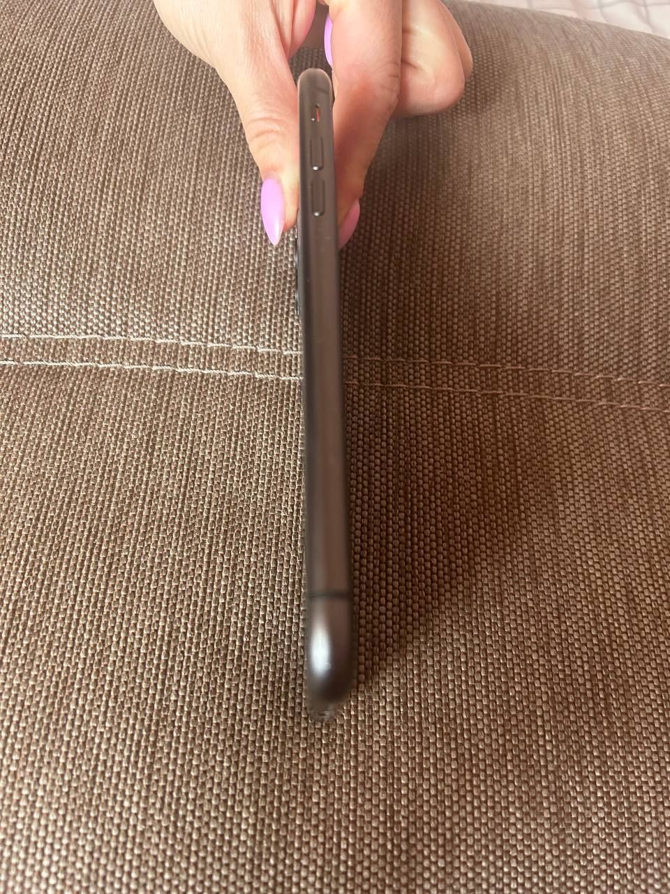 IPhone 11 хороший стан