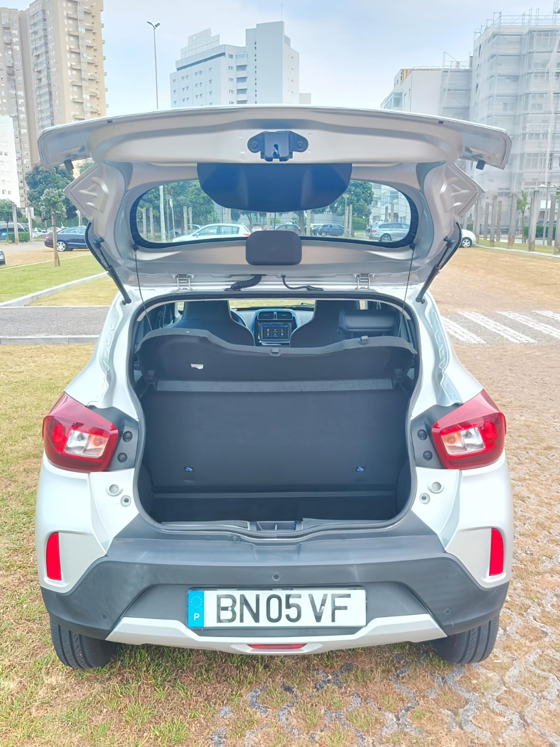 Dacia Spring 100% eléctrico C/Garantia e CargaRápida CCS