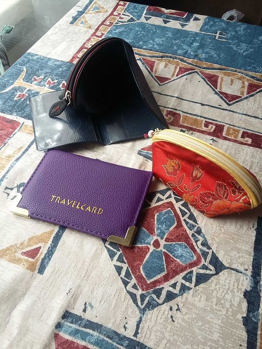 Кейс для кредитных и визитных карточек, портмоне.