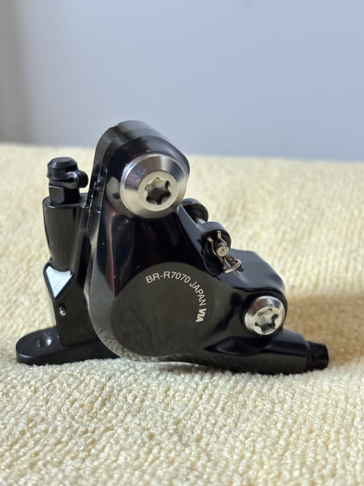 Zaciski hamulcowe Shimano 105 BR-7070