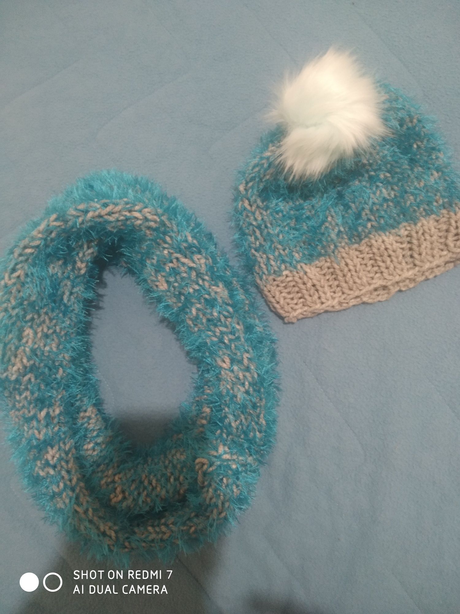 Conjunto de gola e gorro