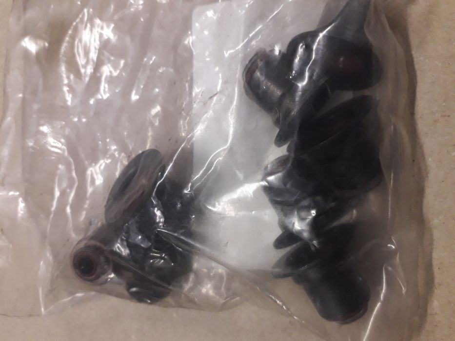 Сальники клапанов для Hyndai , KIA , MIitsubishi Lanser