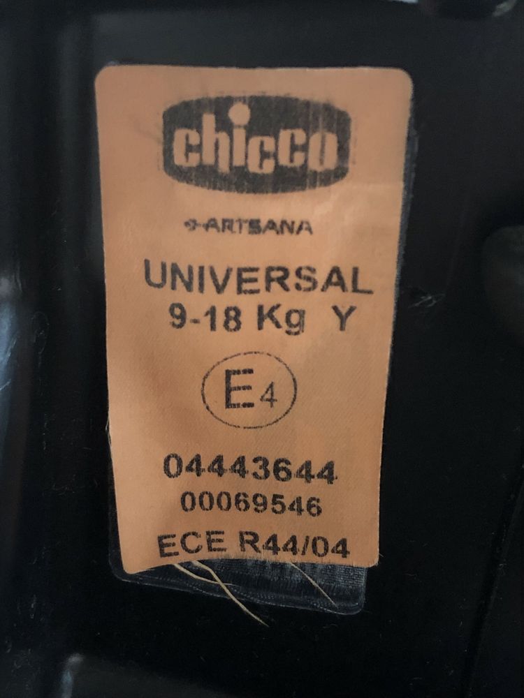 Cadeira de bebé CHICCO c/ ISOFIX