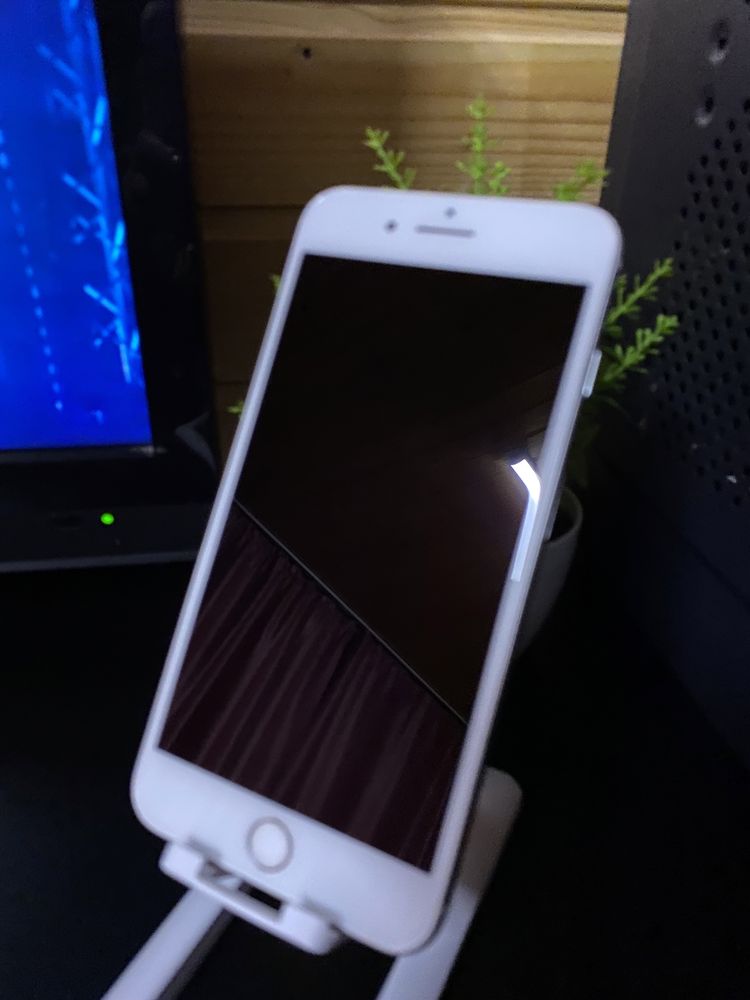 iPhone 8 Plus neverlock 64gb