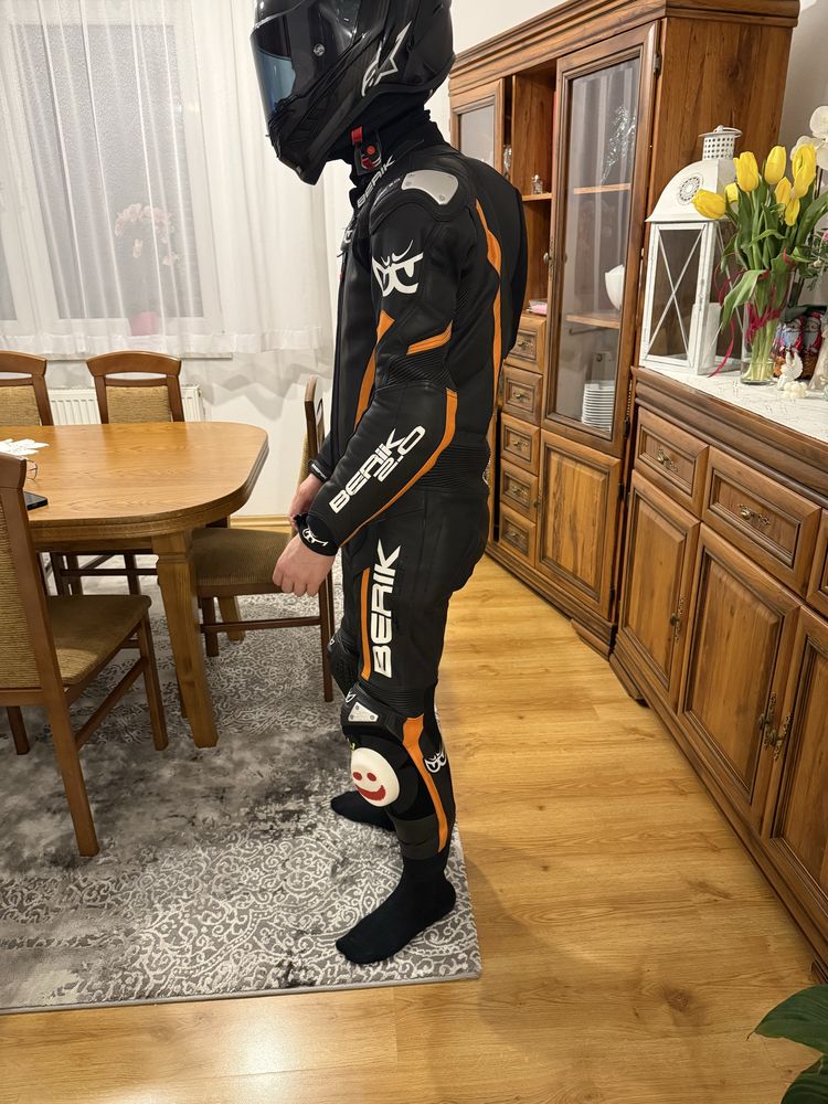Kombinezon motocyklowy r.50 berik