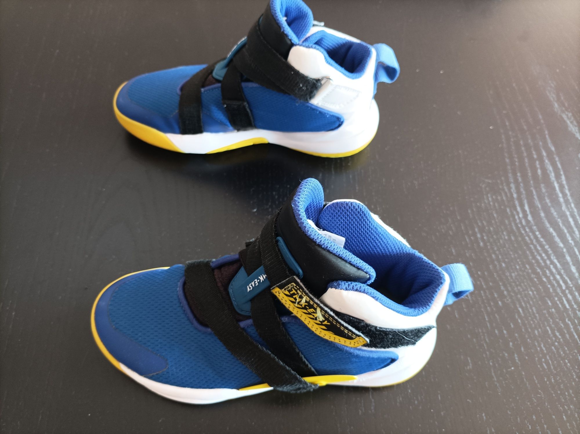 Decathlon Sapatilhas botas de basquetebol Easy X Azul/amarelo crianças