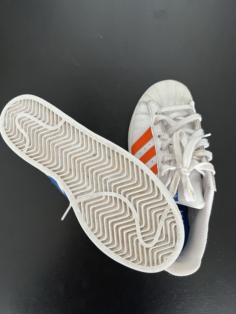 Adidas crianca tam 34