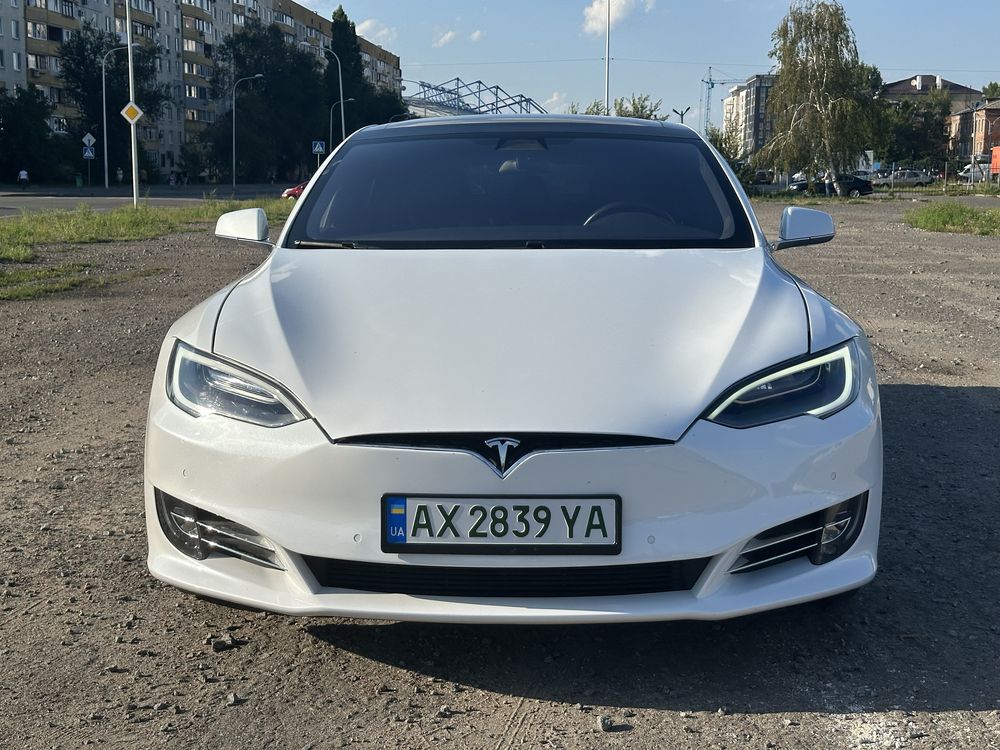 Tesla Model S Dual Motor 75D 2018