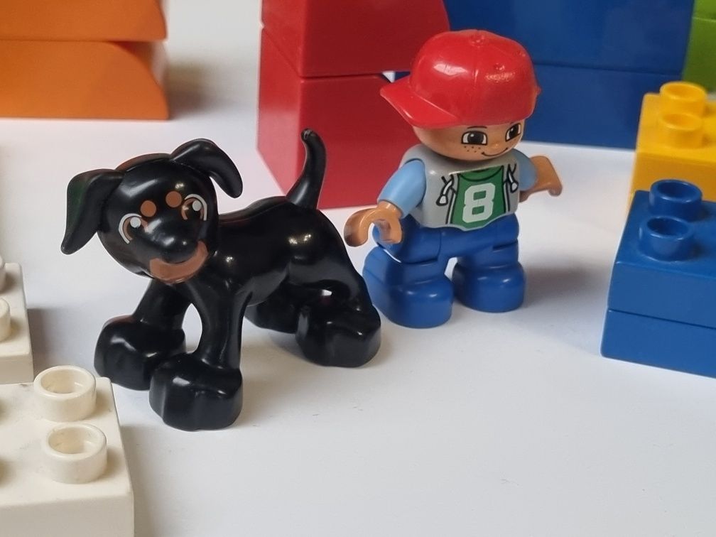 Lego Duplo 10572 uniwersalny zestaw z pojemnikiem