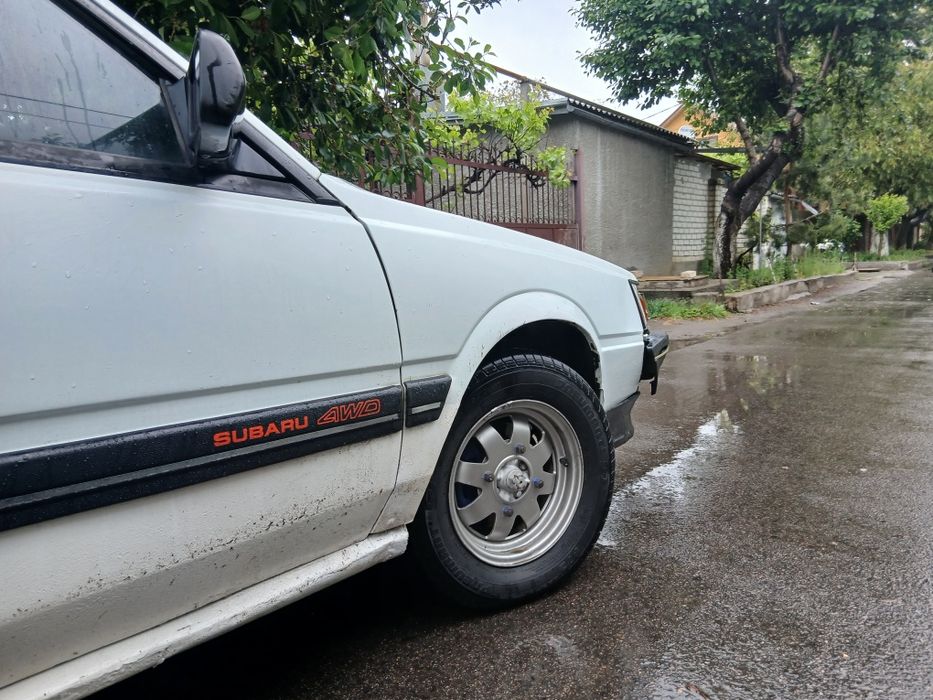 Продам subaru leon 4x4 в купе