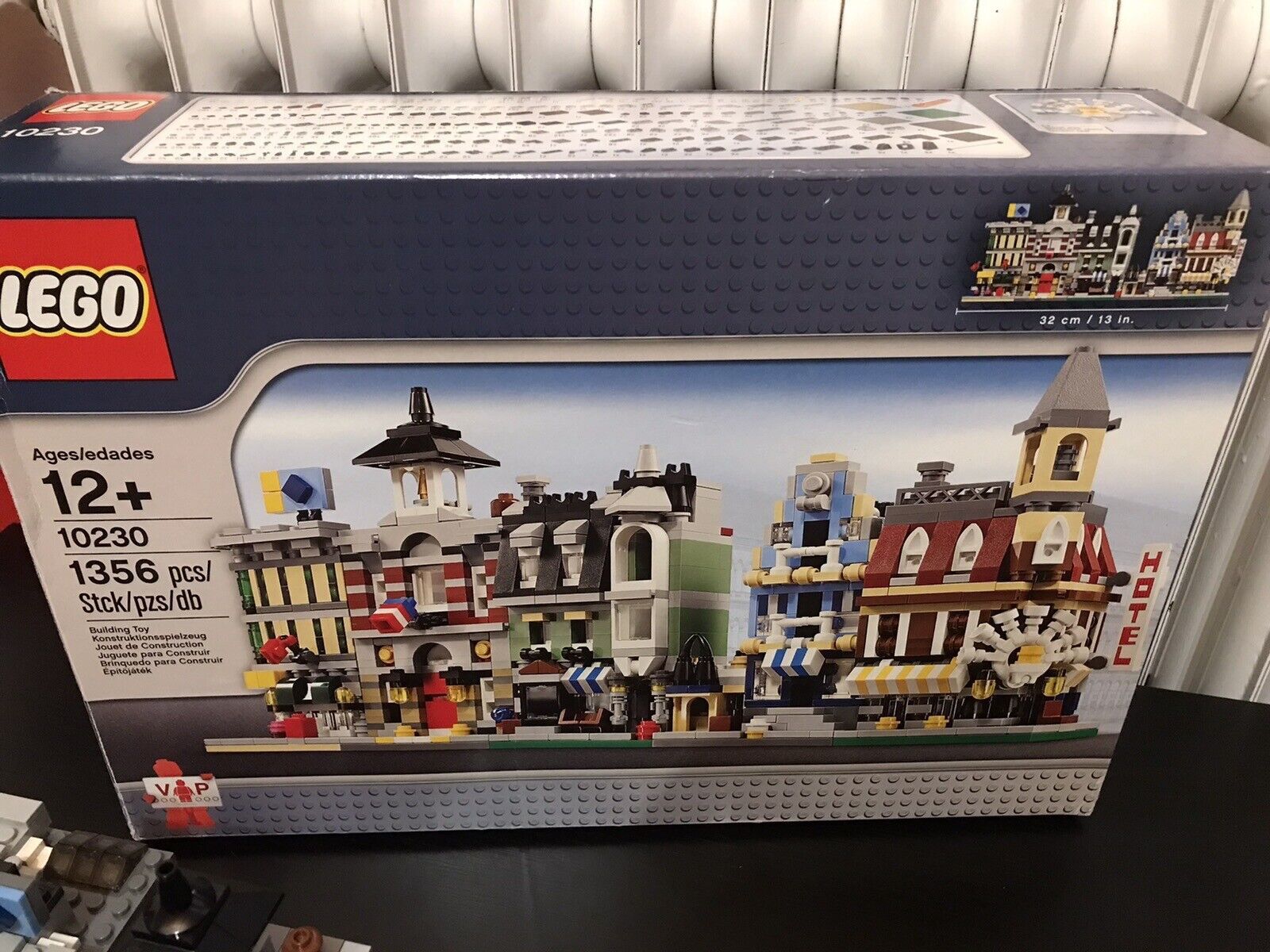 Lego 10230 Mini Modulars promotional