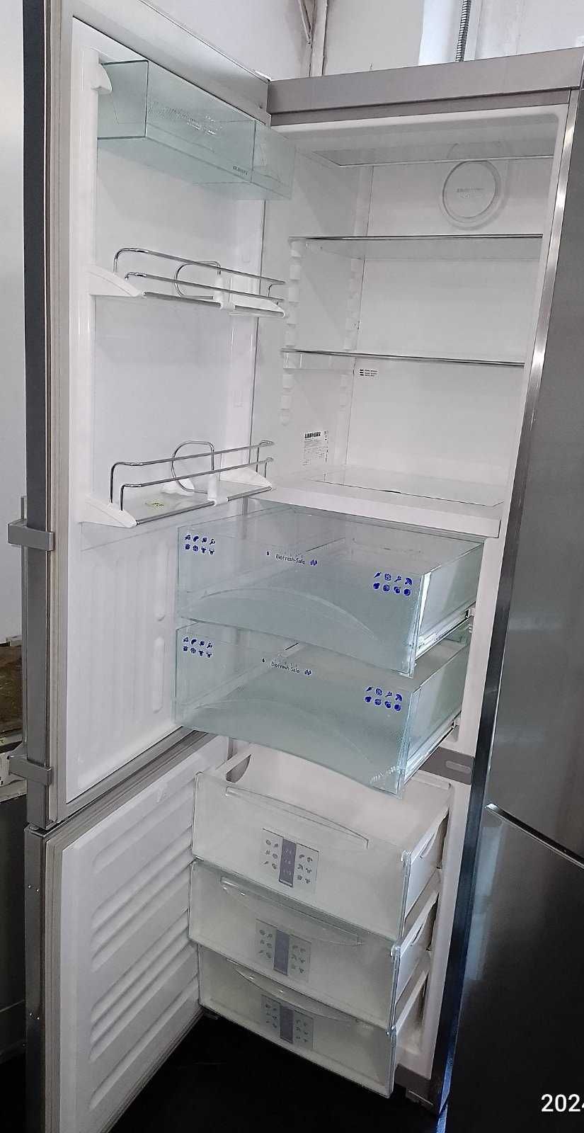 Двокамерний холодильник Liebherr CBNes 3956 NoFrost, BioFresh, сірий