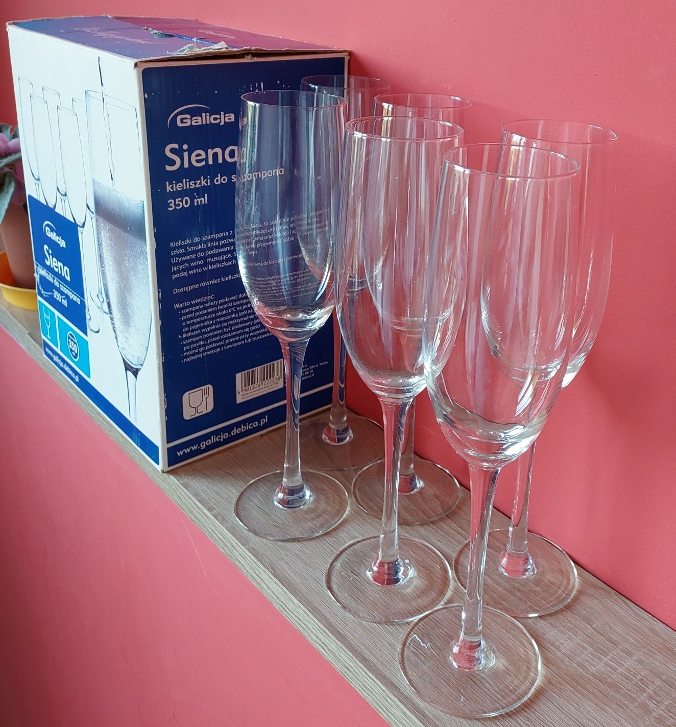 6 kieliszków do szampana