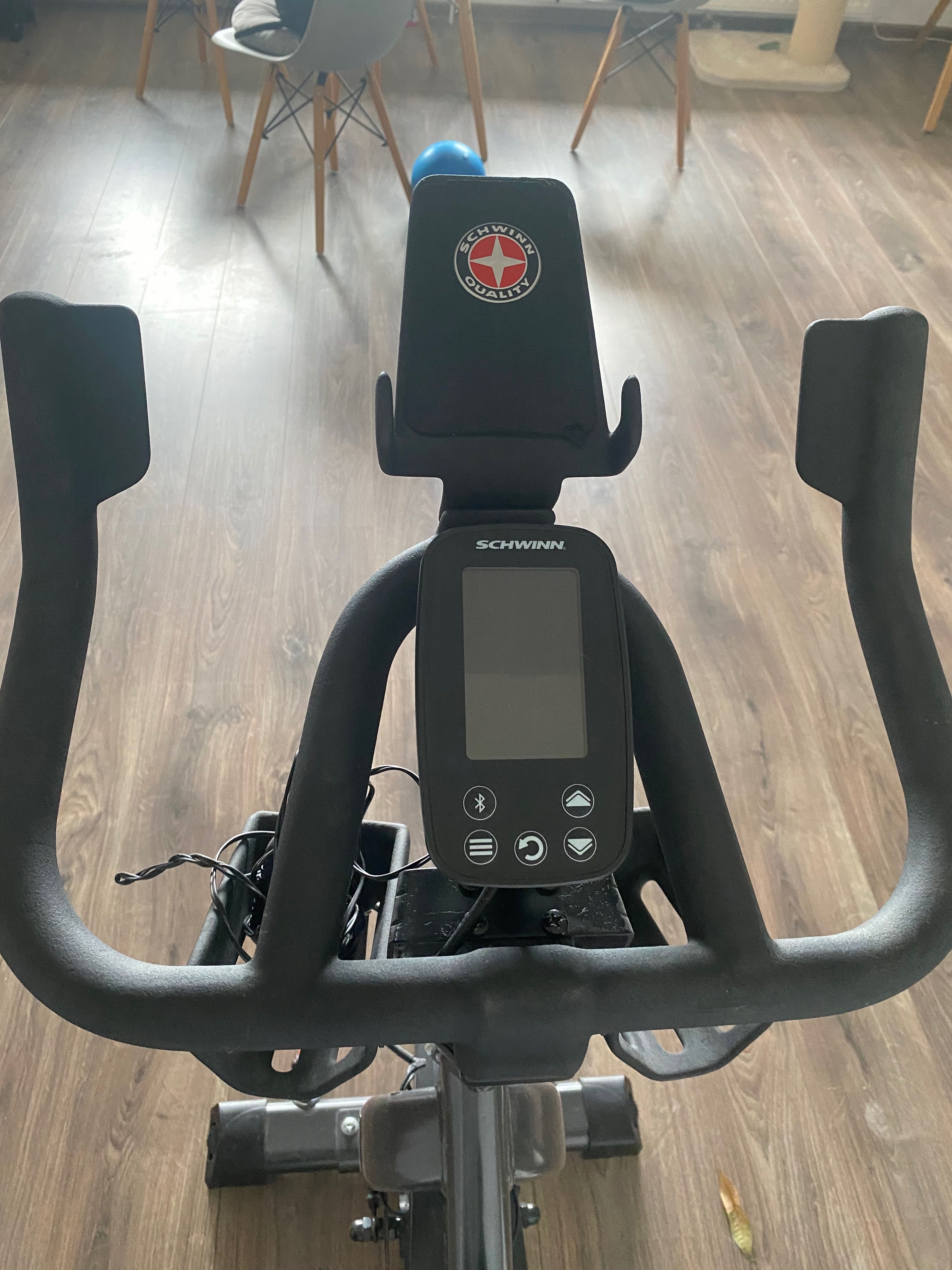 Rower stacjonarny z Bluetooth