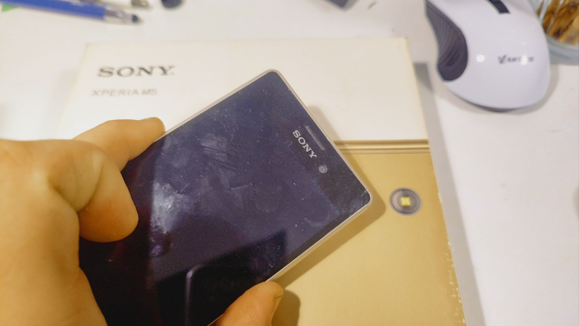 Telefon Sony Xperia m5