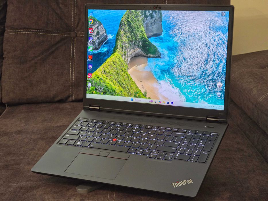 Lenovo ThinkPad P16v Gen1 (16" 4K IPS /7840HS/ 32 DDR5/ 512+512Gb SSD)
