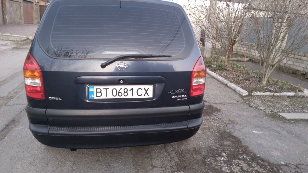 Подам Opel Zafira