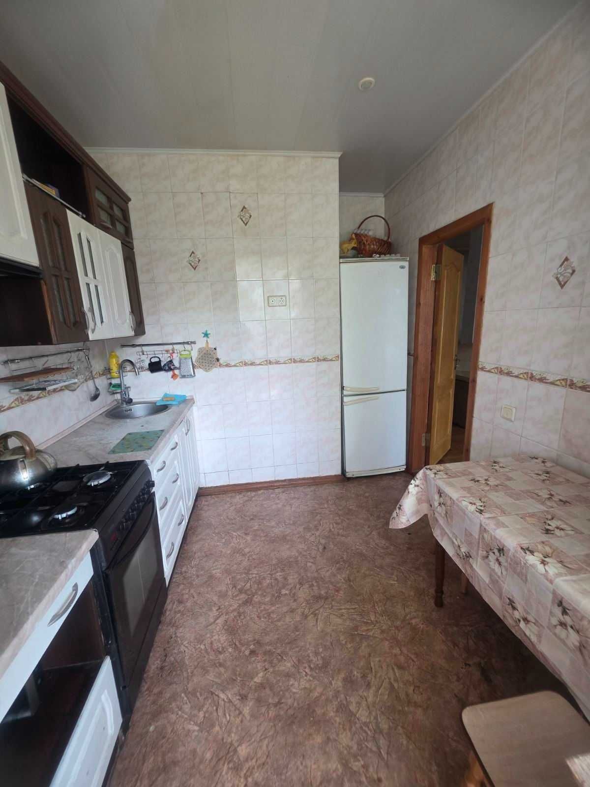 Сдам 2 к.кв. с ремонтом в центре Хтз, пр. Александровский