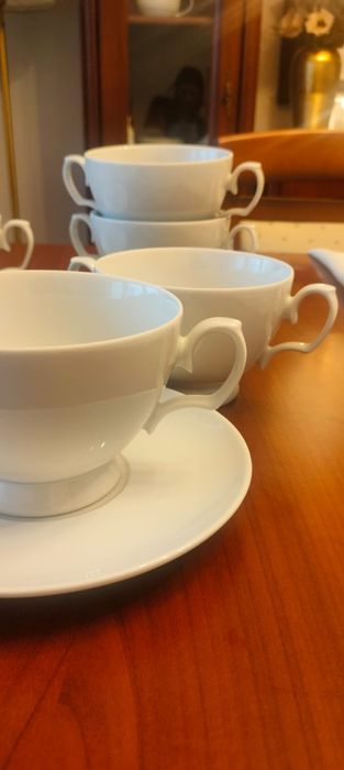 Bulionówki Chodzież ze spodkami 6 osób porcelana Maria Paula.