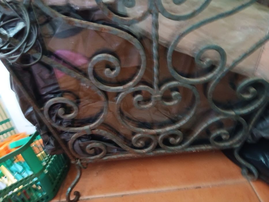 Cabideiro e suporte de chuva