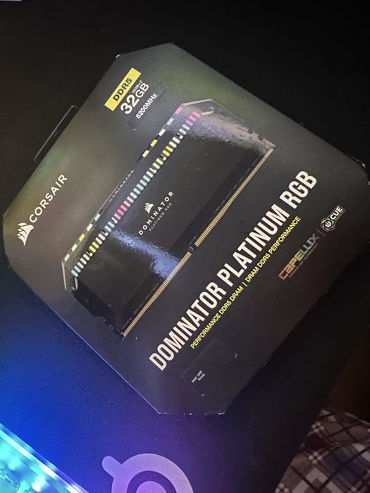 Rams 32gb Corsair Platinum 6200mhz intel EXP