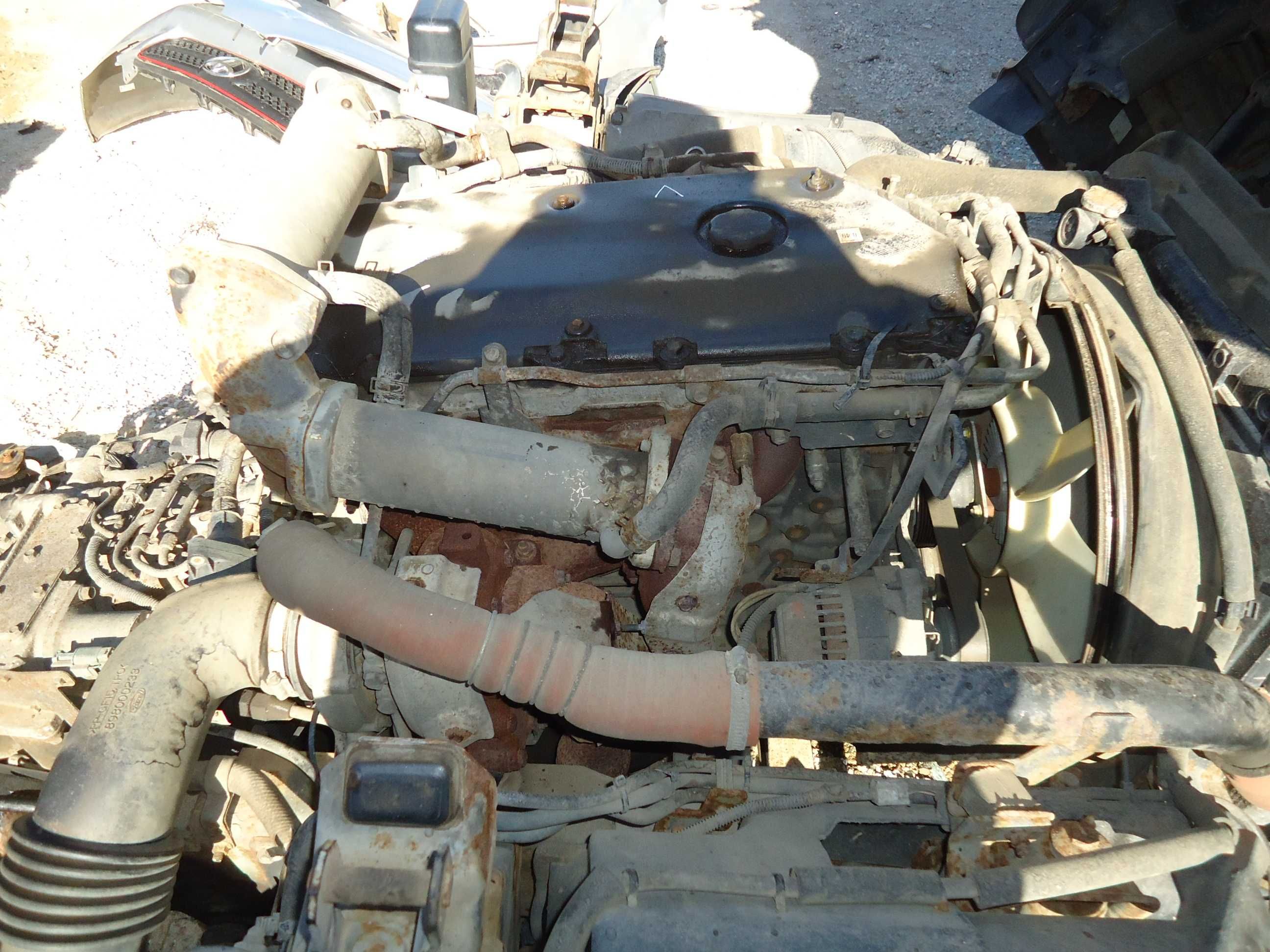 Isuzu N75.190 5.2L 190cv (4Hk1) de 2010 só ás peças