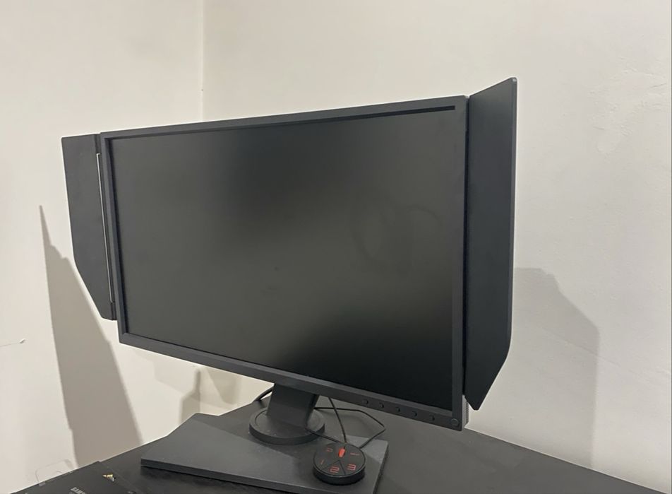 Benq XL2540 com 240HZ