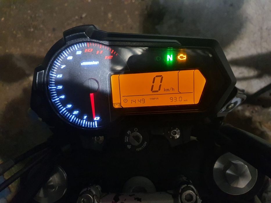 Vendo mota benelli tnt 125