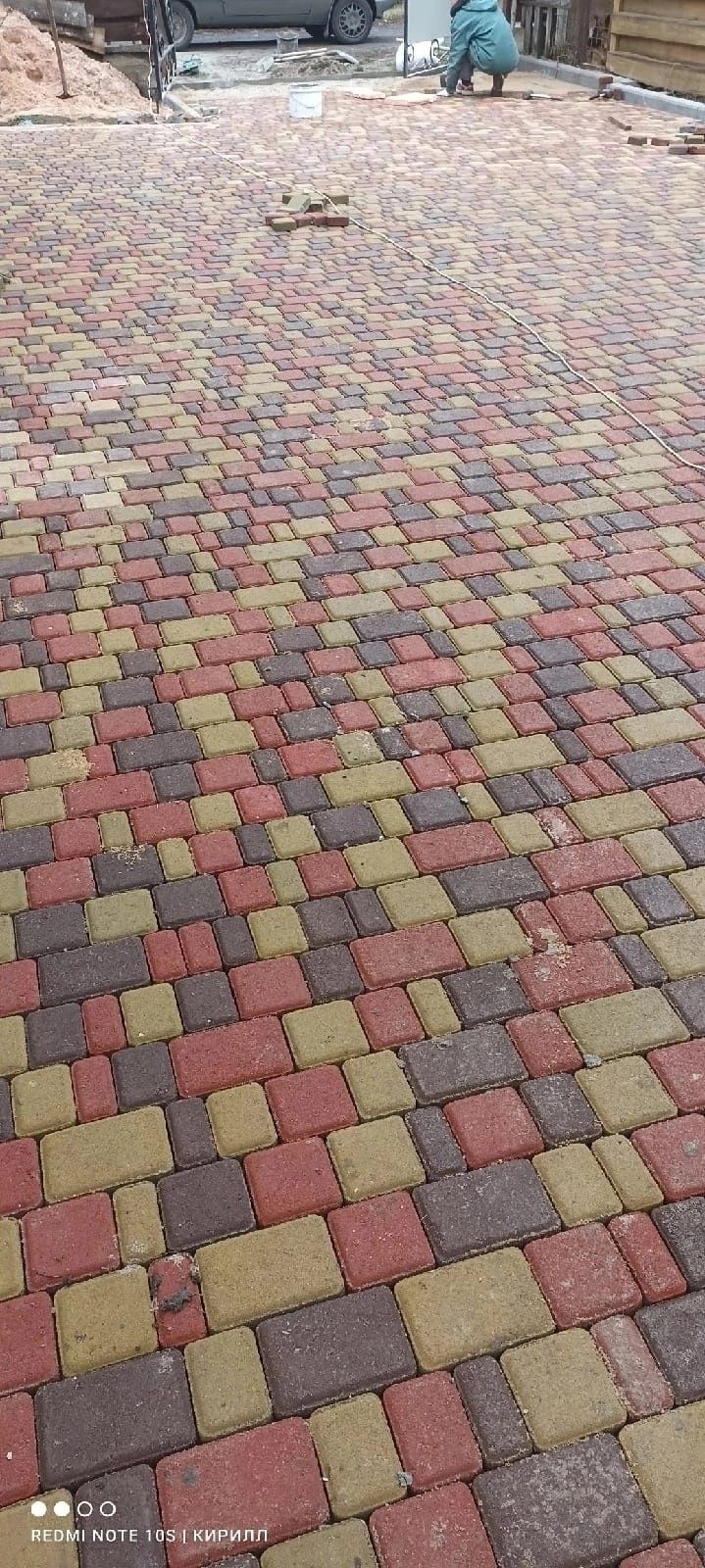 Укладка тротуарной плитки ФЭМ. Работу выполняем по технологии 100%