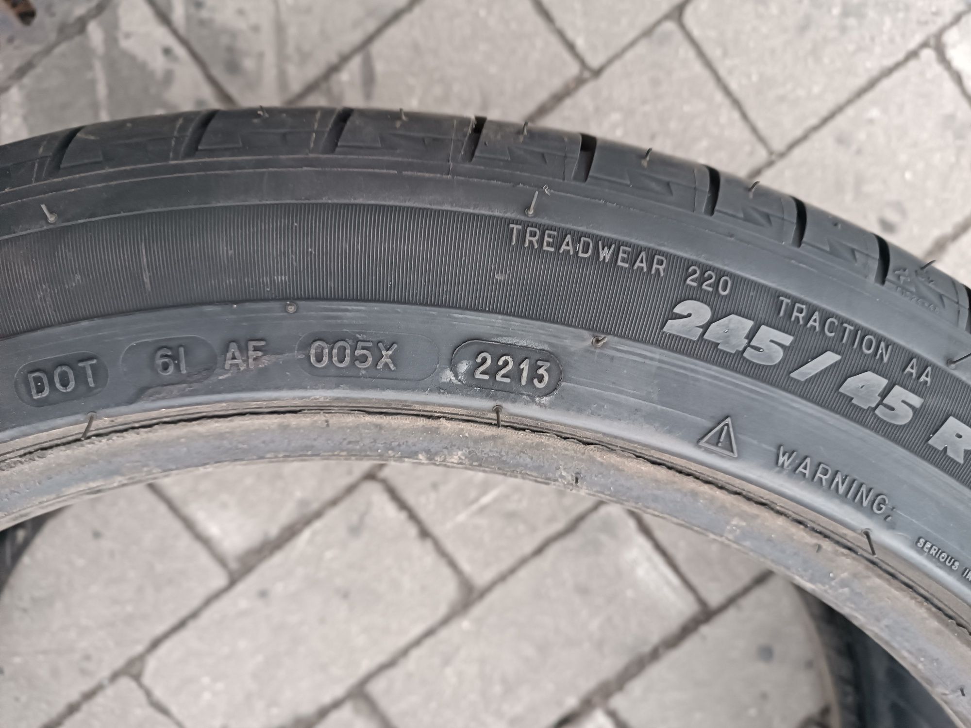 245/45R20 Michelin Latitude Sport