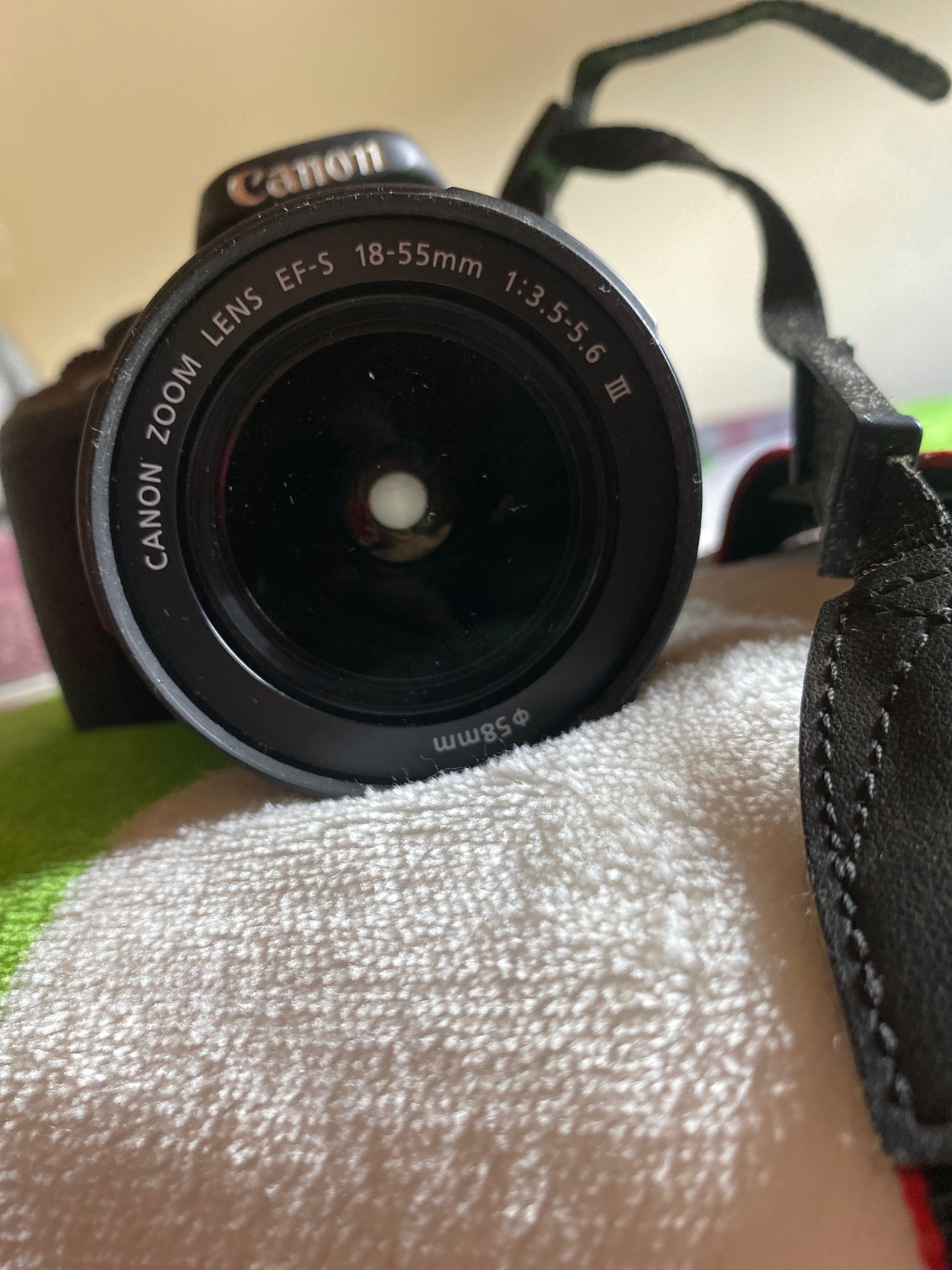 Canon 100D a funcionar perfeitamente