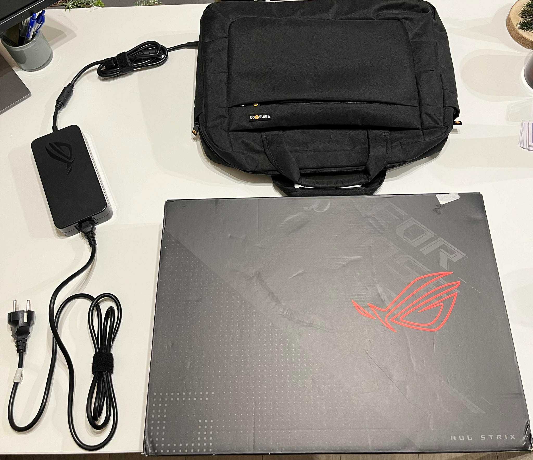 Laptop gamingowy ASUS ROG Strix G513RW