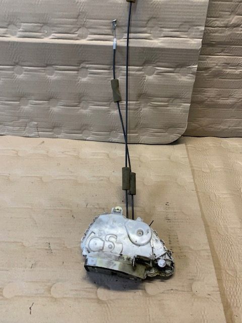 HONDA CIVIC VIII ZAMEK DRZWI PRAWY PRZÓD UFO EUROPA 06-11r 5D