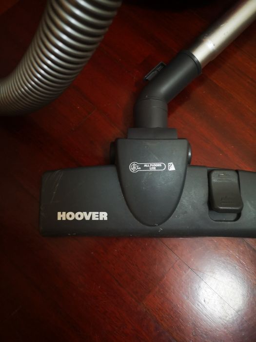 Aspirador Hoover 700W