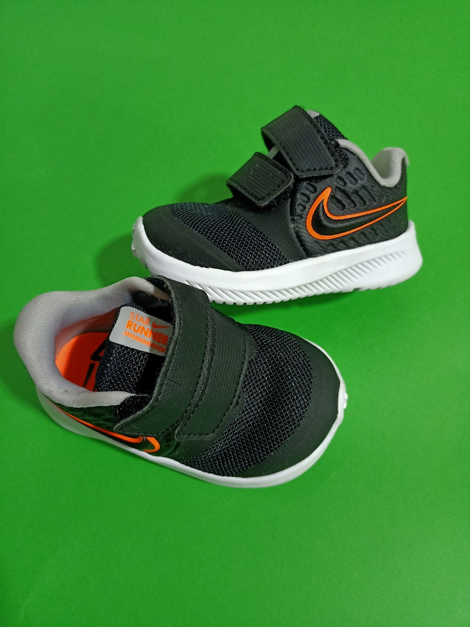 Sapatilhas Nike bebé  18,5