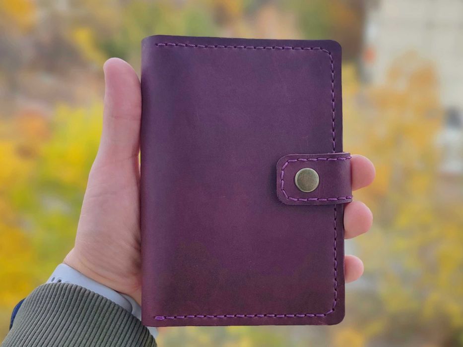 Шкіряне портмоне для документів. Обкладинка. Ручна робота