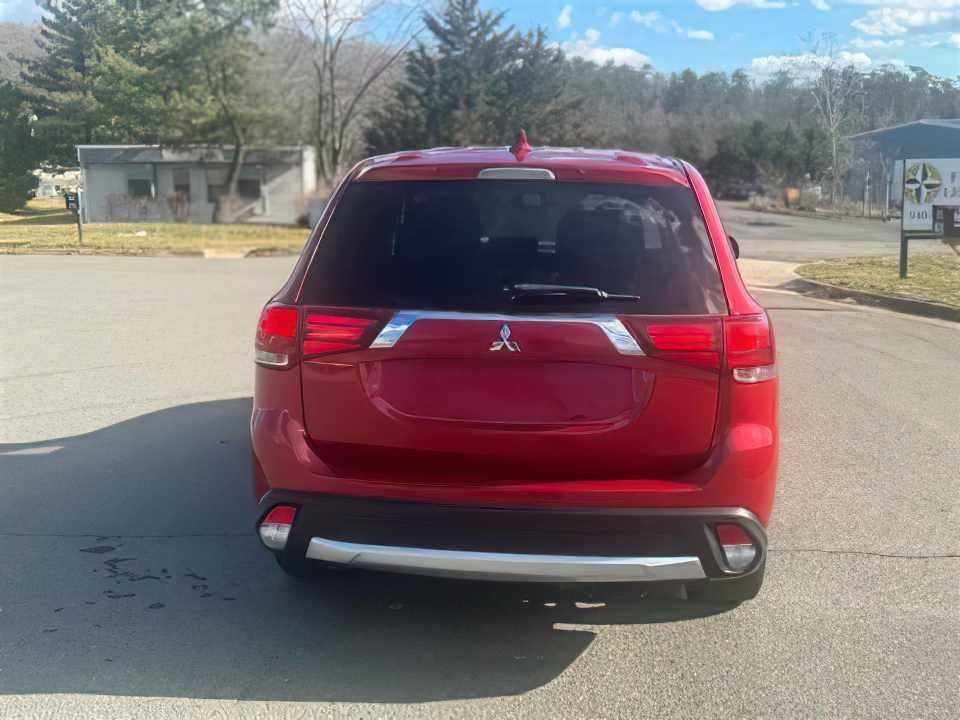 2018 Mitsubishi Outlander