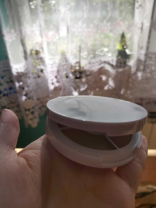 Makeup Revolution Donuts Maple Glazed Paleta cieni do powiek