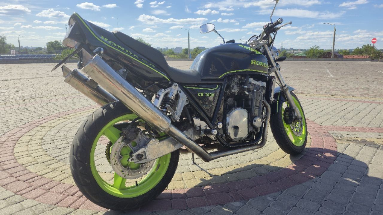 Мотоцикл Хонда СВ 1000sf