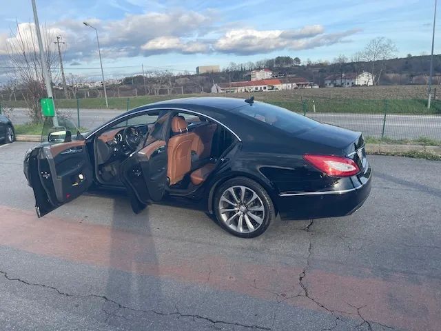 Mercedes-Benz CLS 220