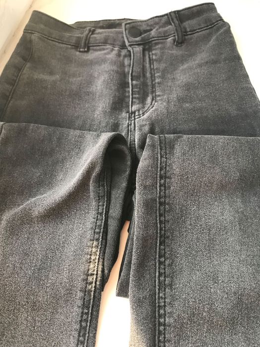 Джинси скінні cropp на дівчинку зростом 158 см,сірі