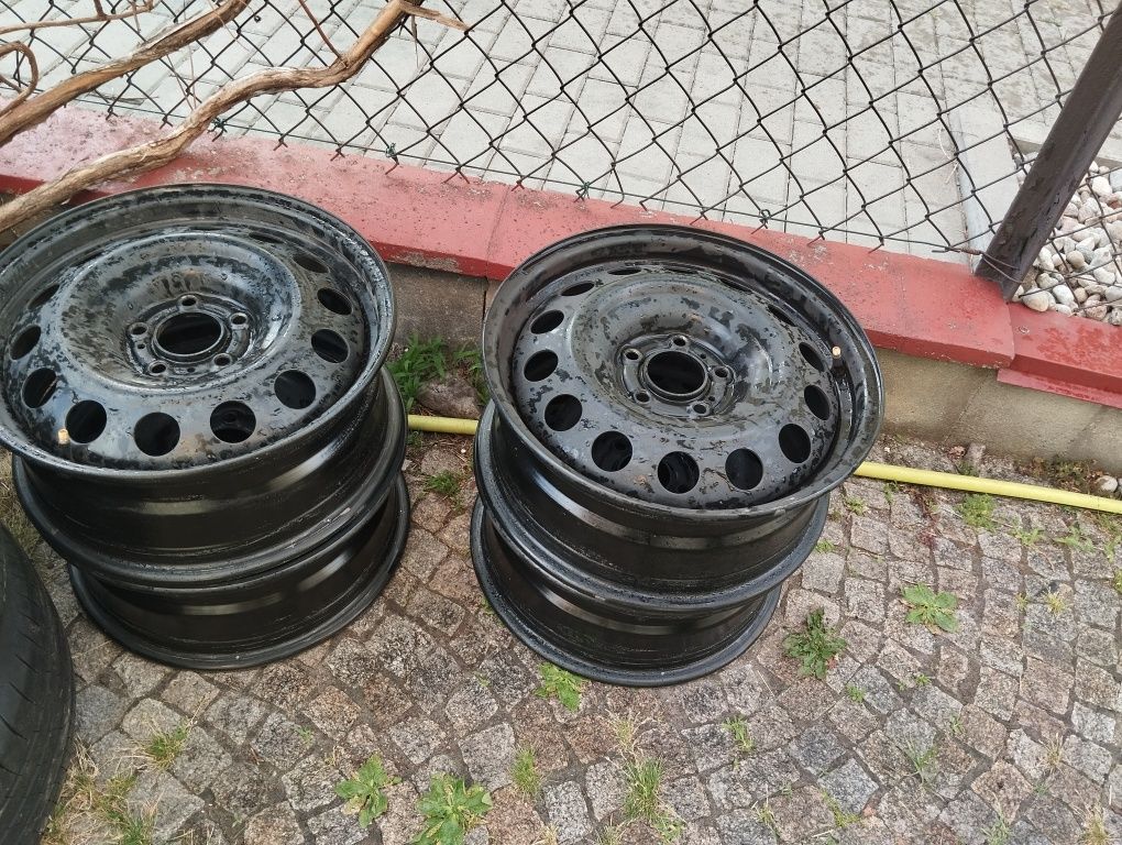 komplet 4 szt.  Toyota proace felgi stalowe 16  stal 5x108 6,5J16