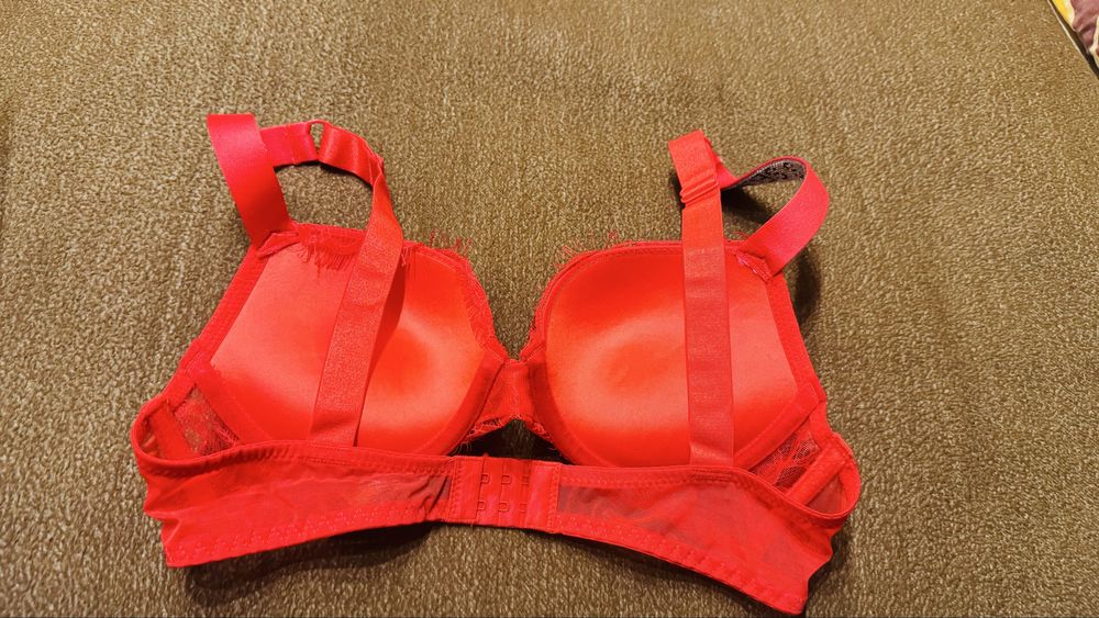 Stanik Victoria’s Secret