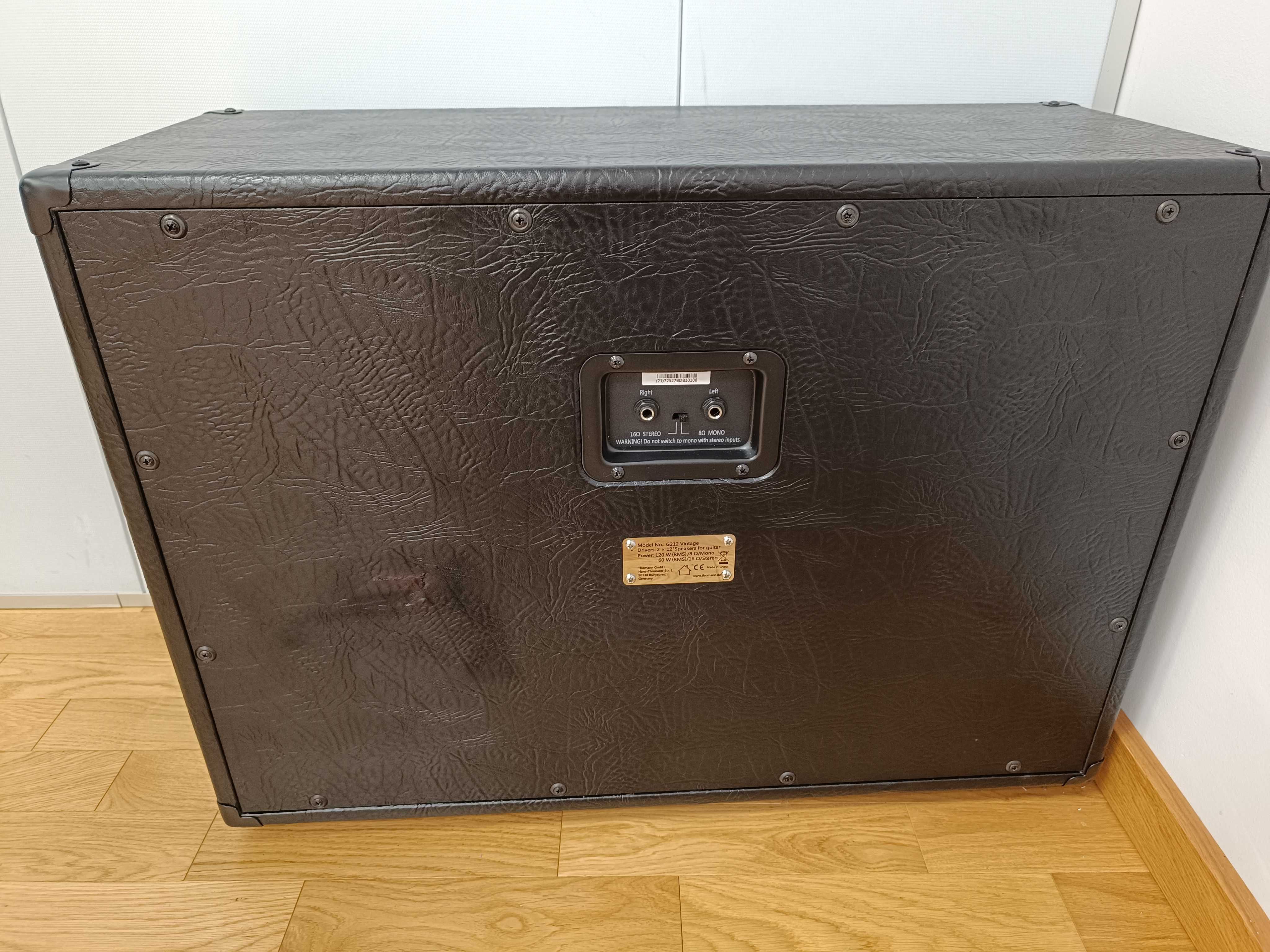 Kolumna gitarowa Harley BentonG212 celestion v30