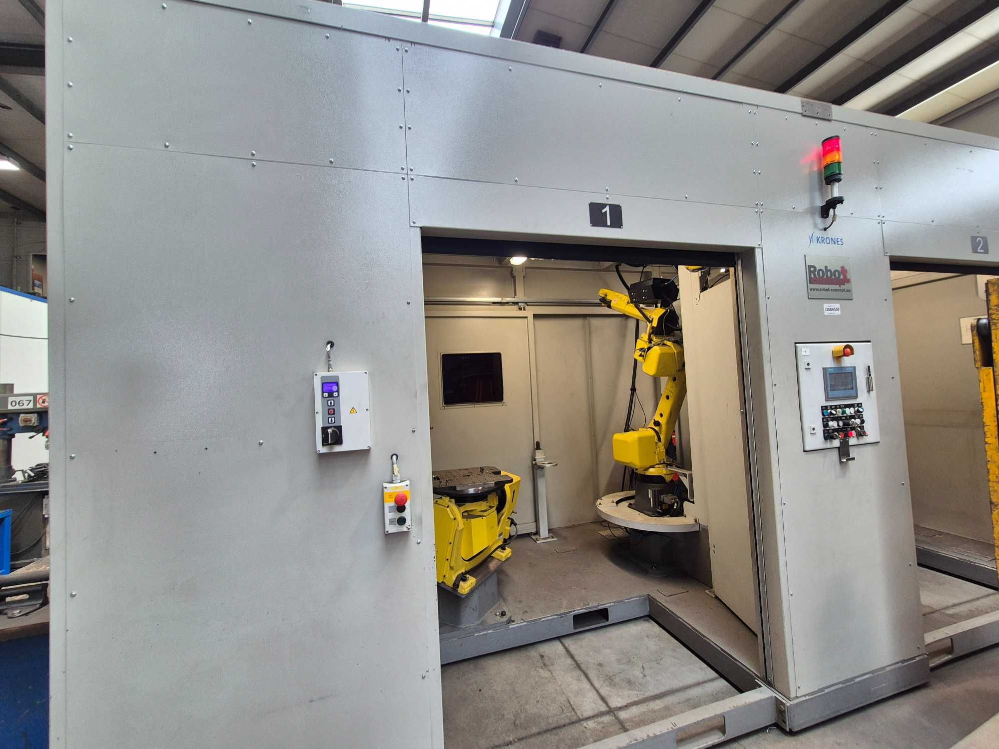 Cela spawalnicza dwustanowiskowa Robot Conncept 2 xTIG z podajnikiem